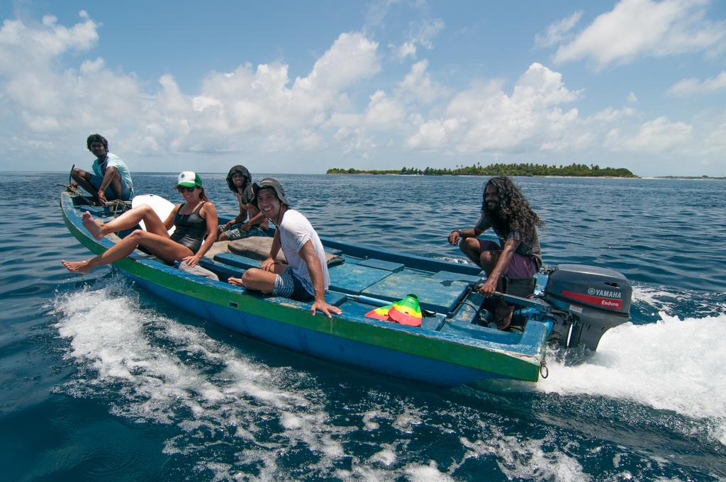 Jail Break Surf Inn Himmafushi Exterior foto