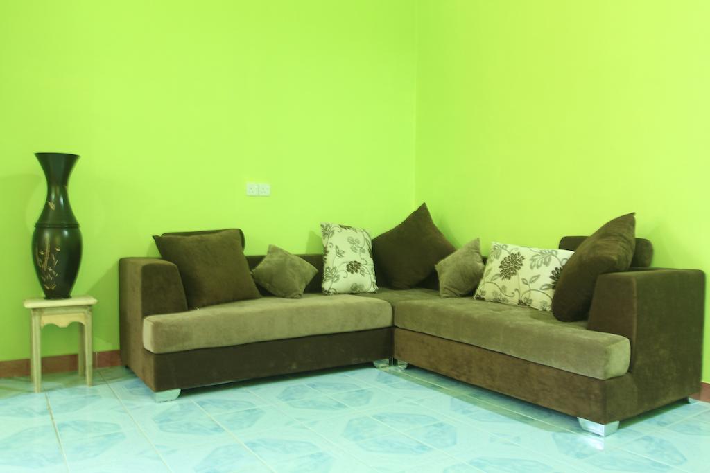 Jail Break Surf Inn Himmafushi Exterior foto