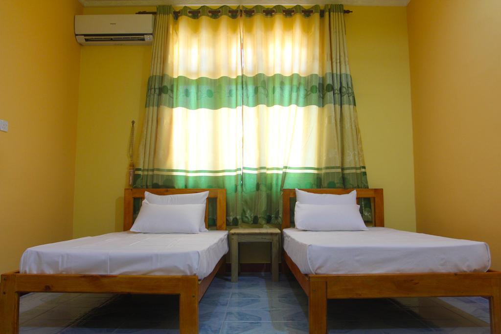 Jail Break Surf Inn Himmafushi Habitación foto